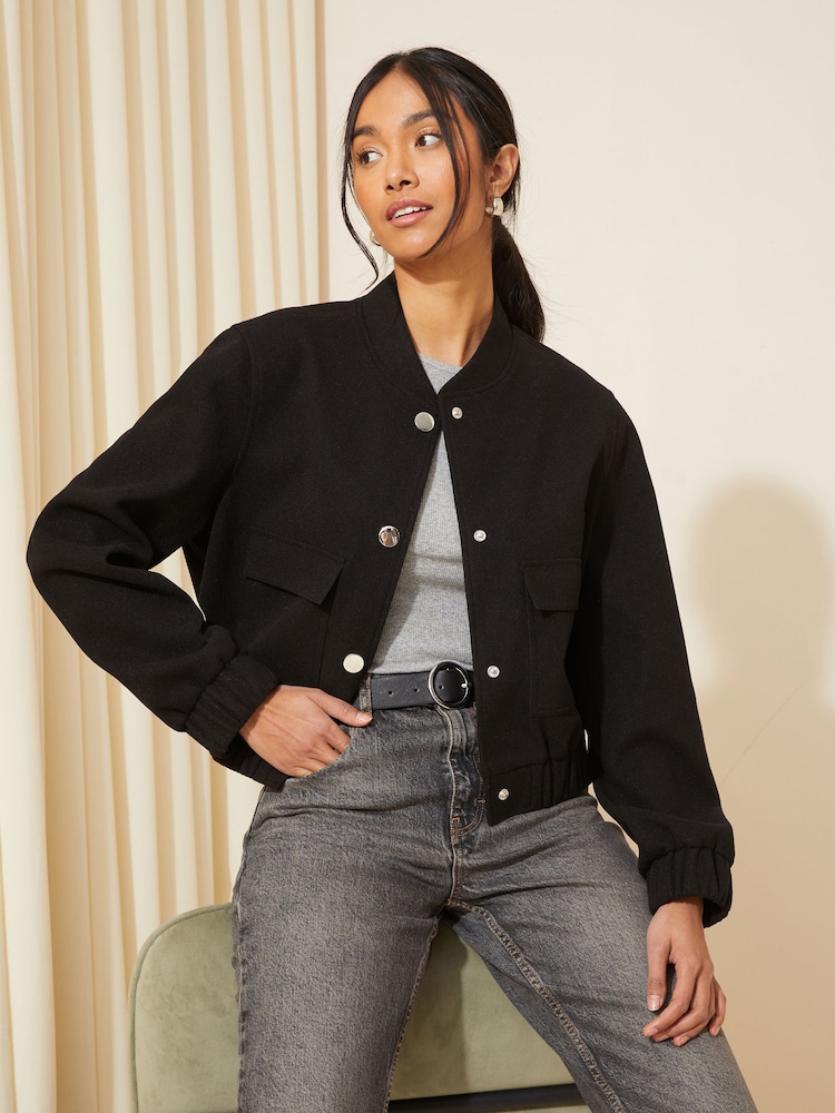 Schwarz - Friends Like These kragenlose Bomberjacke - Bild 1 von 4