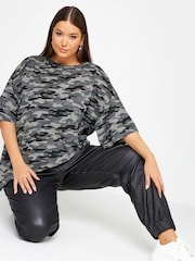 Yours Curve Grey Camo Boxy 100% Cotton T-Shirt - Image 3 of 4