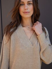 Threadbare Brown Petite V-Neck Knitted Jumper Dress - Image 4 of 4