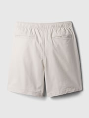 Gap Neutral Short Length 4' Chino Shorts - Image 6 of 6