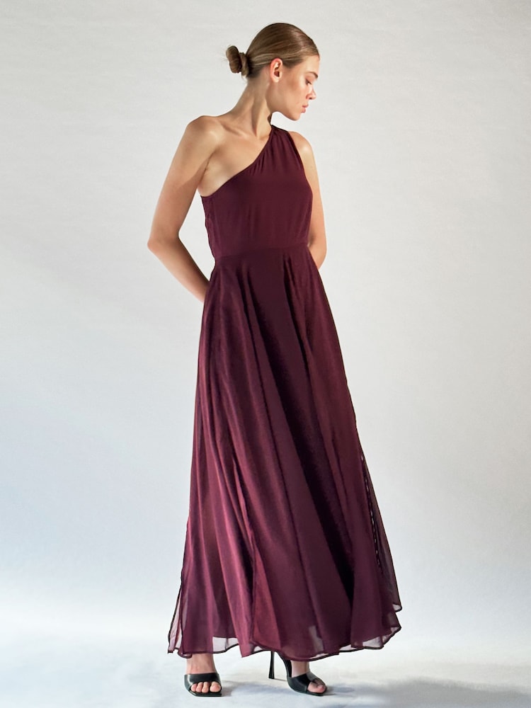 Religion Burgundy Red One Shoulder Maxi Dress In Silver Foil Textured Fabric - Image 2 of 6 Religion Burgundy Red One Shoulder Maxi Dress In Silver Foil Textured Fabric - Image 2 of 6