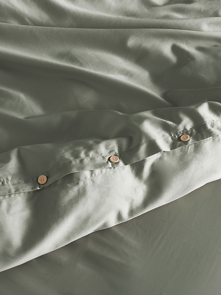 Bedfolk Green 100% Cotton Luxe Deep Fitted Sheet - Image 4 of 4