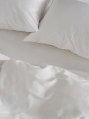 Bedfolk White 100% Cotton Luxe Deep Fitted Sheet - Image 2 of 4