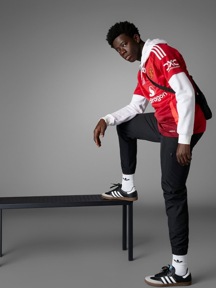 adidas Red Manchester United 24/25 Home Jersey - Image 8 of 19