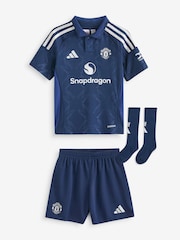adidas Navy Kids Manchester United 24/25 Away Mini Kit - Image 6 of 13