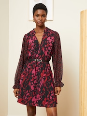 Love & Roses Red Animal Chiffon V Neck Elasticated Sleeve Belted Mini Dress - Image 4 of 4