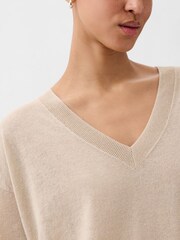 Gap Beige Linen Blend V Neck Split Hem Jumper - Image 4 of 5
