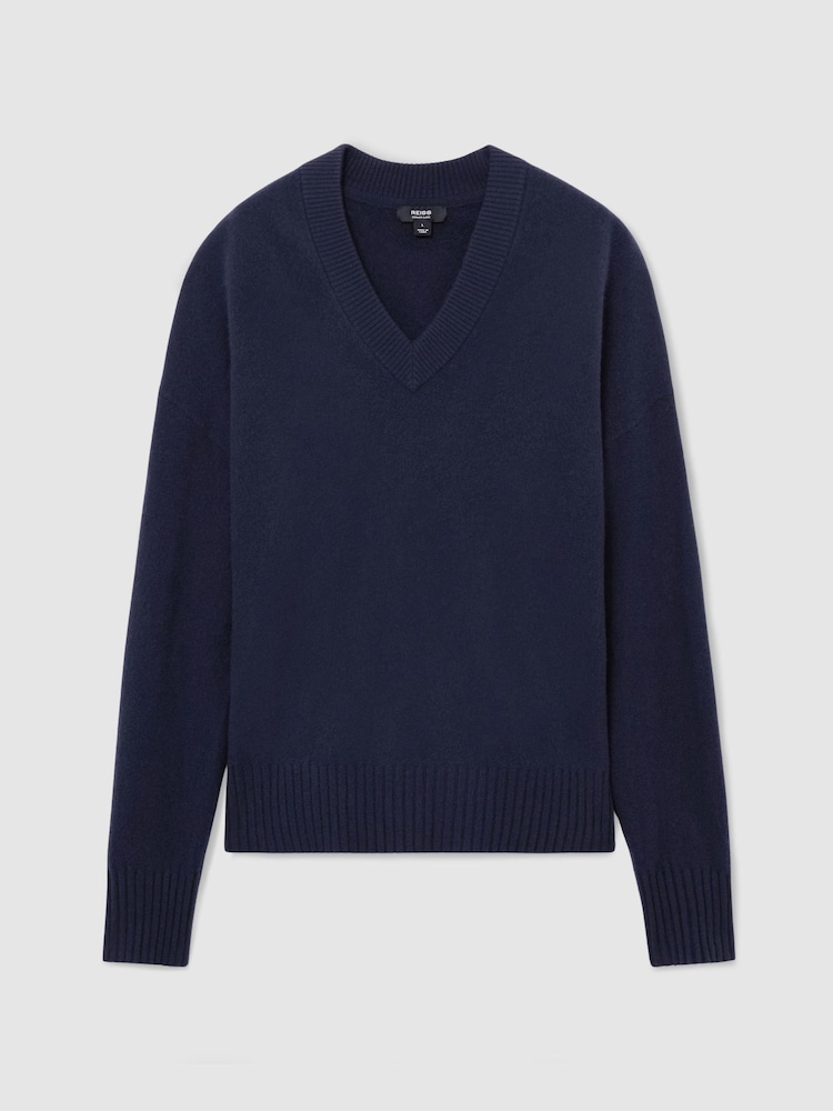 Reiss Navy Alberz Wool-Cashmere V-Neck Jumper - Image 2 of 7 Reiss Navy Alberz Wool-Cashmere V-Neck Jumper - Image 2 of 7