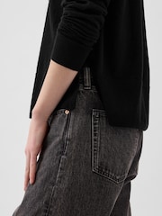 Gap Black Linen Blend V Neck Split Hem Jumper - Image 4 of 5