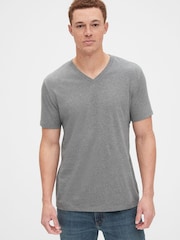Grau - V-Ausschnitt - Gap, klassisches T-Shirt aus 100 % Baumwolle mit kurzen Ärmeln - Bild 1 von 5