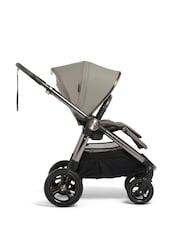 Mamas & Papas Grey Ocarro Everest 8 Piece Aton B2 Pushchair Bundle - Image 3 of 25
