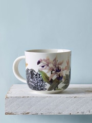 Kew Gardens Set of 2 White Bee Floral Mugs - Image 1 of 3