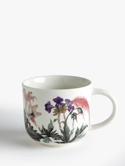 Kew Gardens Set of 2 White Bee Floral Mugs - Image 3 of 3