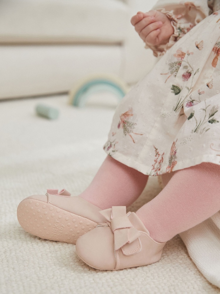 Pink Bow Baby Trainers (0-24mths) - Image 2 of 7 Pink Bow Baby Trainers (0-24mths) - Image 2 of 7