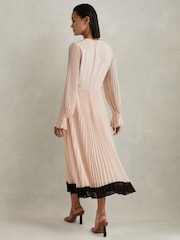 Плиссированное платье миди с поясом Reiss Priya - Изображение 4 из 6
