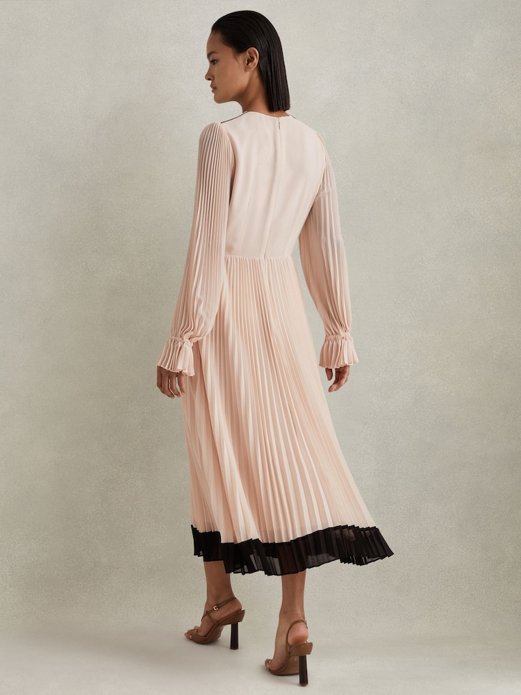 Reiss Nude/Black Priya Pleated Belted Midi Dress - Image 4 of 6