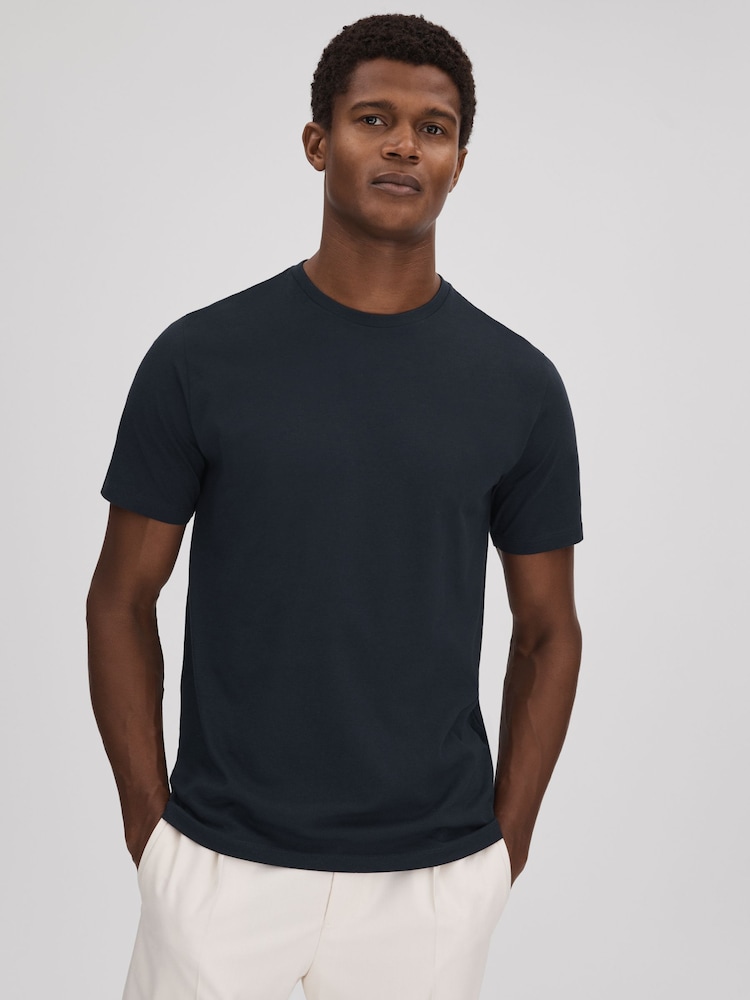 Reiss Navy/White Mikan Pack of Two Crew-Neck T-Shirts - Image 2 of 6 Reiss Navy/White Mikan Pack of Two Crew-Neck T-Shirts - Image 2 of 6