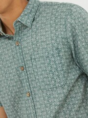 FatFace Geo Green Print Shirt - Image 5 of 6