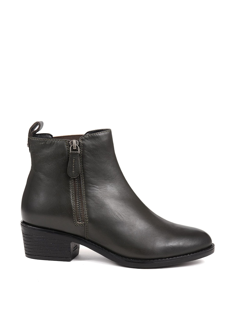 Pavers Van Dal Black Leather Heeled Chelsea Boots - Image 1 of 5