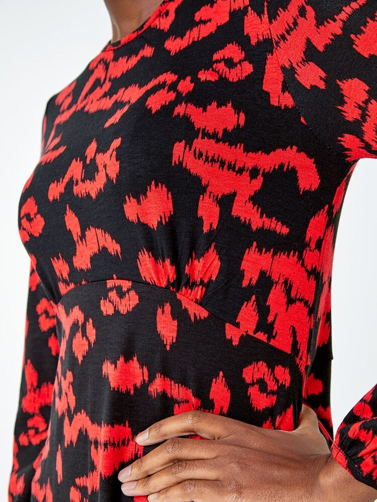Roman Red Aztec Style Print Stretch Tea Dress - Image 5 of 5