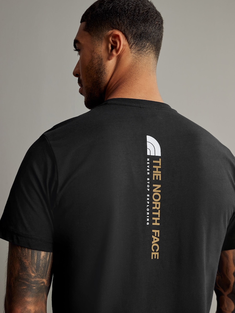 The North Face Black Vertical Print 100% Cotton T-Shirt - Image 7 of 9