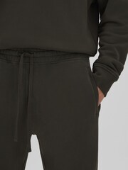 Reiss Khaki Ali Fleece Lined Cotton Joggers - Image 4 of 6