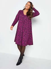 Yours Curve Black Pleated Front Dress - Image 2 of 4
