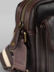 Lakeland Leather Brown Kelsick Leather Reporter Bag - Image 5 of 7
