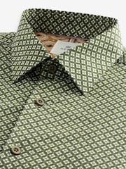 Moss Green Geometric Printed Short Sleeve Shirt - Image 7 of 8