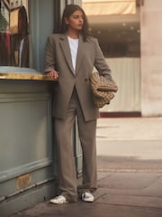 Braun/Khaki - Asymmetrischer Blazer mit verstellbarer Taille - Bild 1 von 5