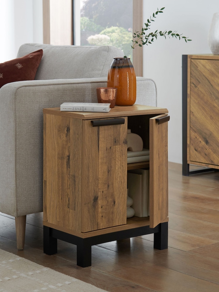 Dark Bronx Oak Effect Side Table - Image 2 of 8 Dark Bronx Oak Effect Side Table - Image 2 of 8