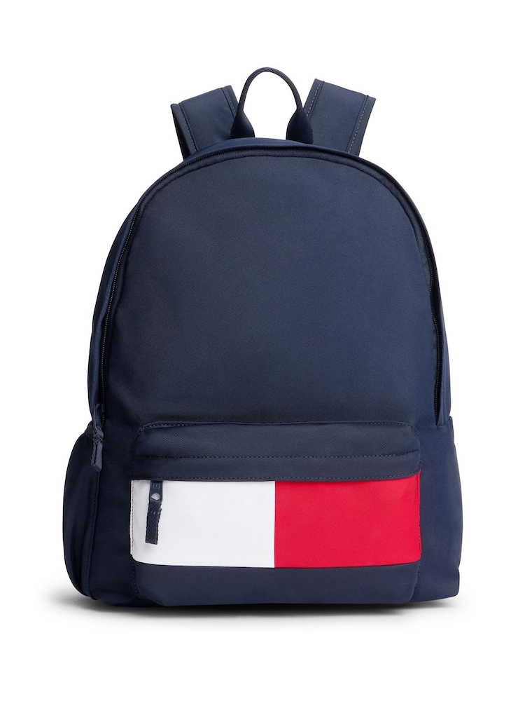 Azul - Tommy Hilfiger Kids' Essential Signature Colour-Blocked Pocket Backpack - Imagen 1 de 4 Azul - Tommy Hilfiger Kids' Essential Signature Colour-Blocked Pocket Backpack - Imagen 1 de 4