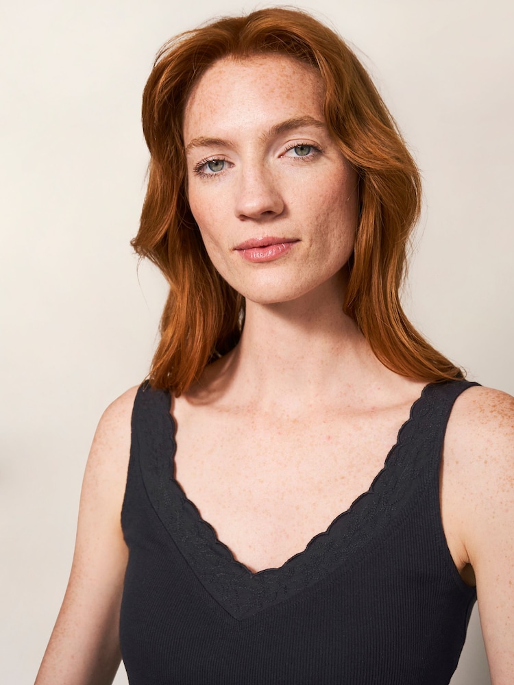 White Stuff Black 100% Cotton Sea Breeze Vest - Image 4 of 4