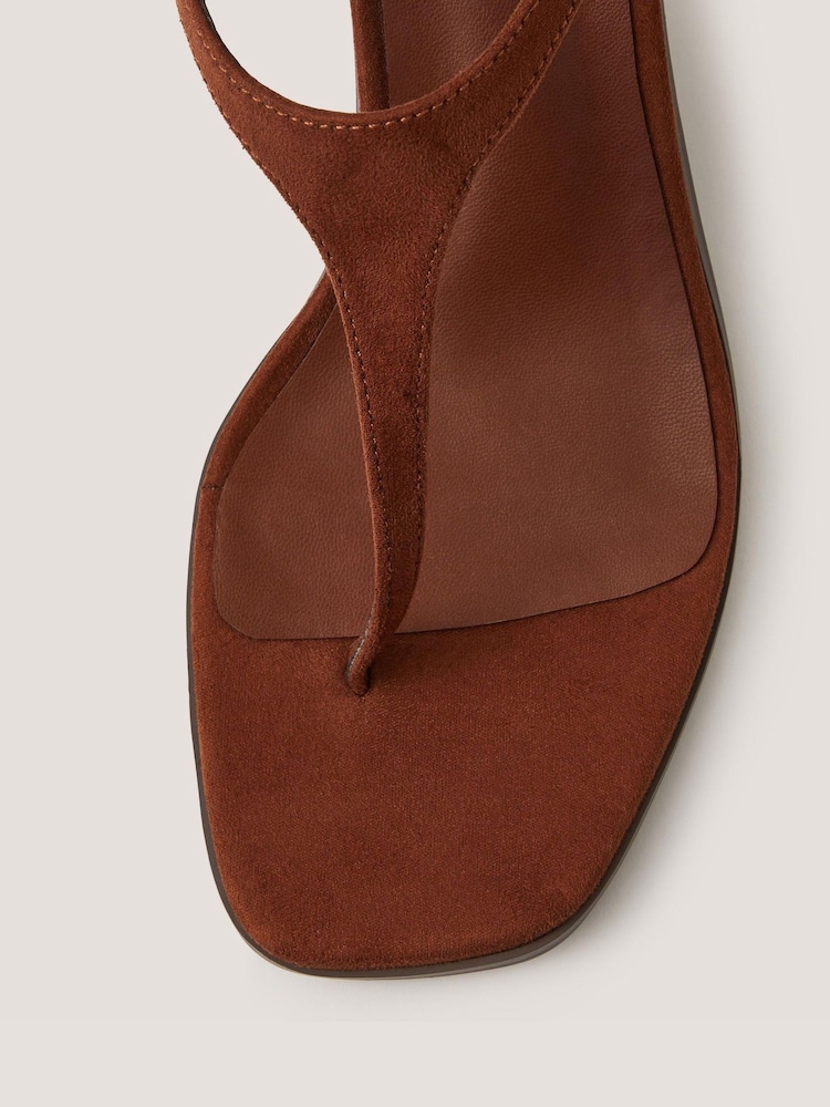 Monsoon Hatty Toe Post Tie Strap Heels - Image 2 sur 2 Monsoon Hatty Toe Post Tie Strap Heels - Image 2 sur 2