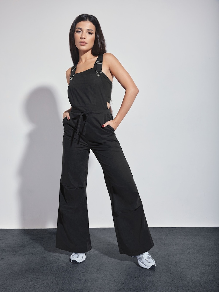 PixieGirl Petite Black 100% Cotton Pleated Utility Jumpsuit - Image 3 of 5