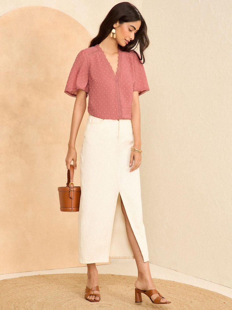 Love & Roses Pink Dobby Flutter Sleeve Blouse - Image 4 of 4 Love & Roses Pink Dobby Flutter Sleeve Blouse - Image 4 of 4