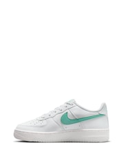 Nike White/Green Air Force 1 Youth Trainers - Image 7 of 13