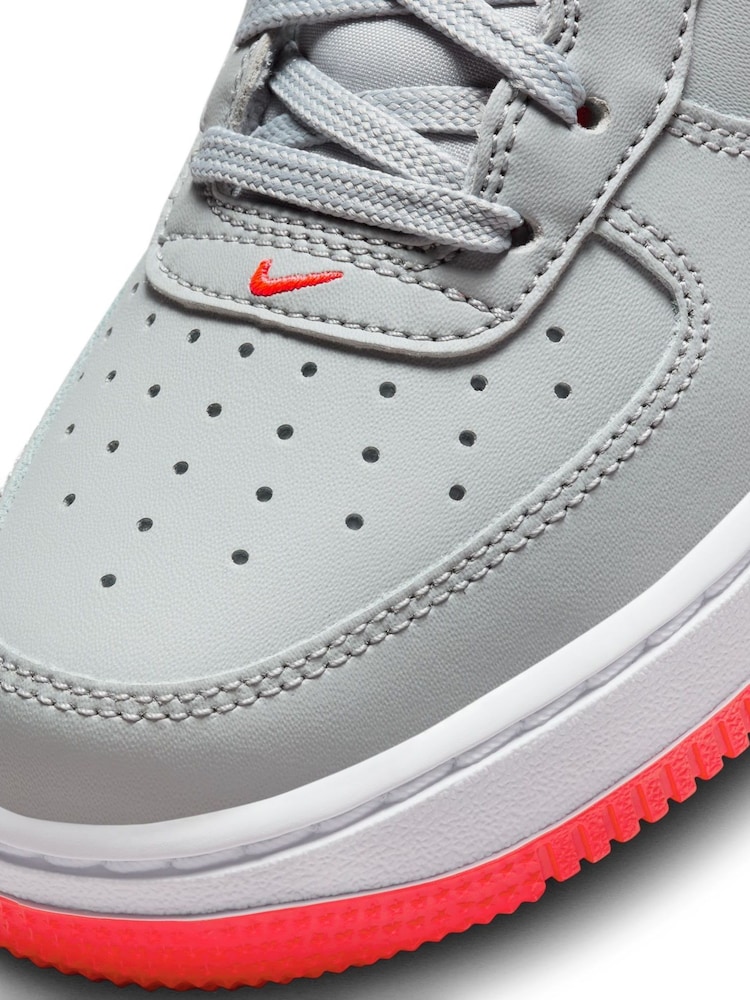Pomarańczowy/szary - Młodzieżowe buty sportowe Nike Air Force 1 - Image 7 of 8