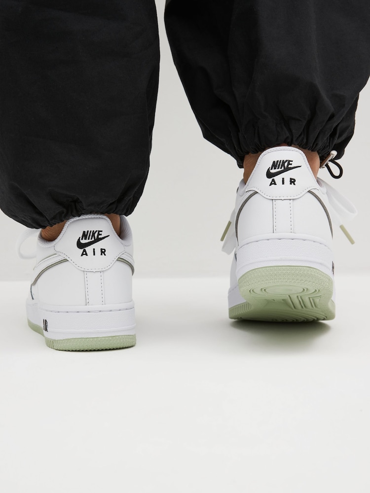 Nike White/Lime Air Force 1 Youth Trainers - Image 10 of 11