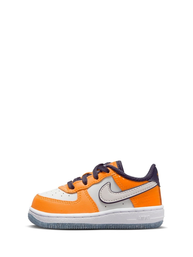 Nike Orange Force 1 Low SE Infant Trainers - Image 2 of 10