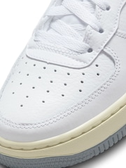 Nike White Air Force 1 LV8 3 Youth Trainers - Image 9 of 12