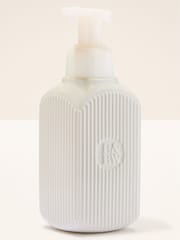Bath & Body Works Cream Sweater Gentle & Clean Foaming Hand Soap Dispenser - Image 1 of 2