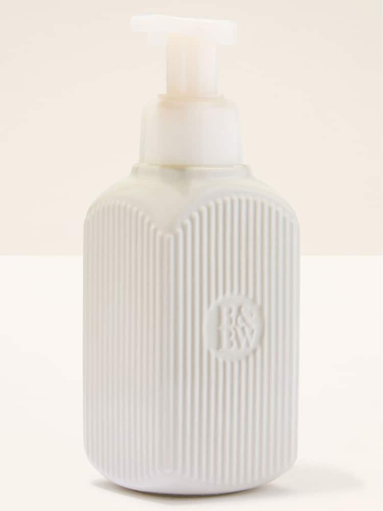 Bath & Body Works Cream Sweater Gentle & Clean Foaming Hand Soap Dispenser - Image 1 of 2