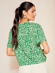Friends Like These Green V Neck Tie Front Shorts Crinkle Woven Sleeve Top - Image 4 of 4