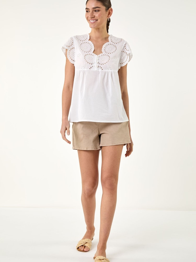 Roman White Broidery Buttoned Top - Image 2 of 5 Roman White Broidery Buttoned Top - Image 2 of 5