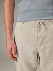 Chalk White Signature 100% Linen Shorts - Image 4 of 10