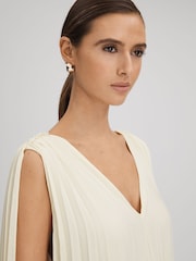 Reiss Lemon Loreli Pleated Cape Sleeve Midi Dress - Image 4 of 8