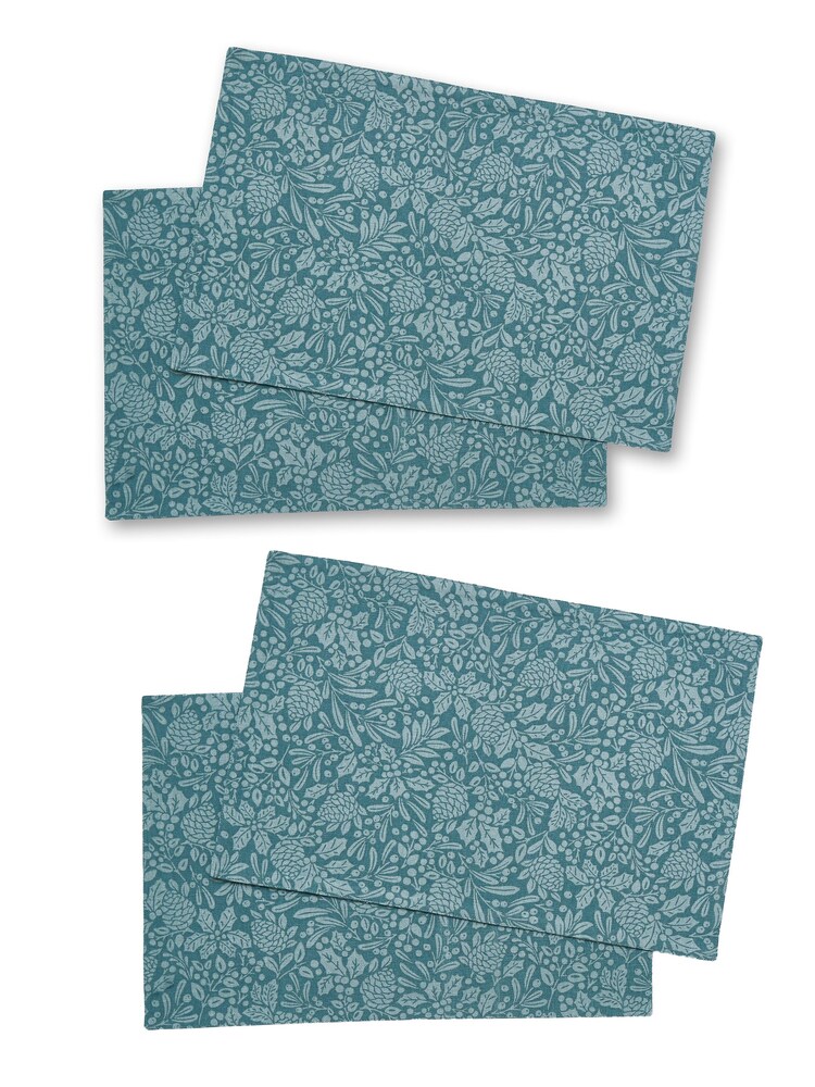 Catherine Lansfield 4 Pack Green Majestic Stag 100% Cotton Table Placemats - Image 3 of 3