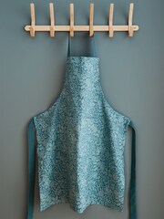Catherine Lansfield Green Majestic Stag 100% Cotton Apron - Image 2 of 4