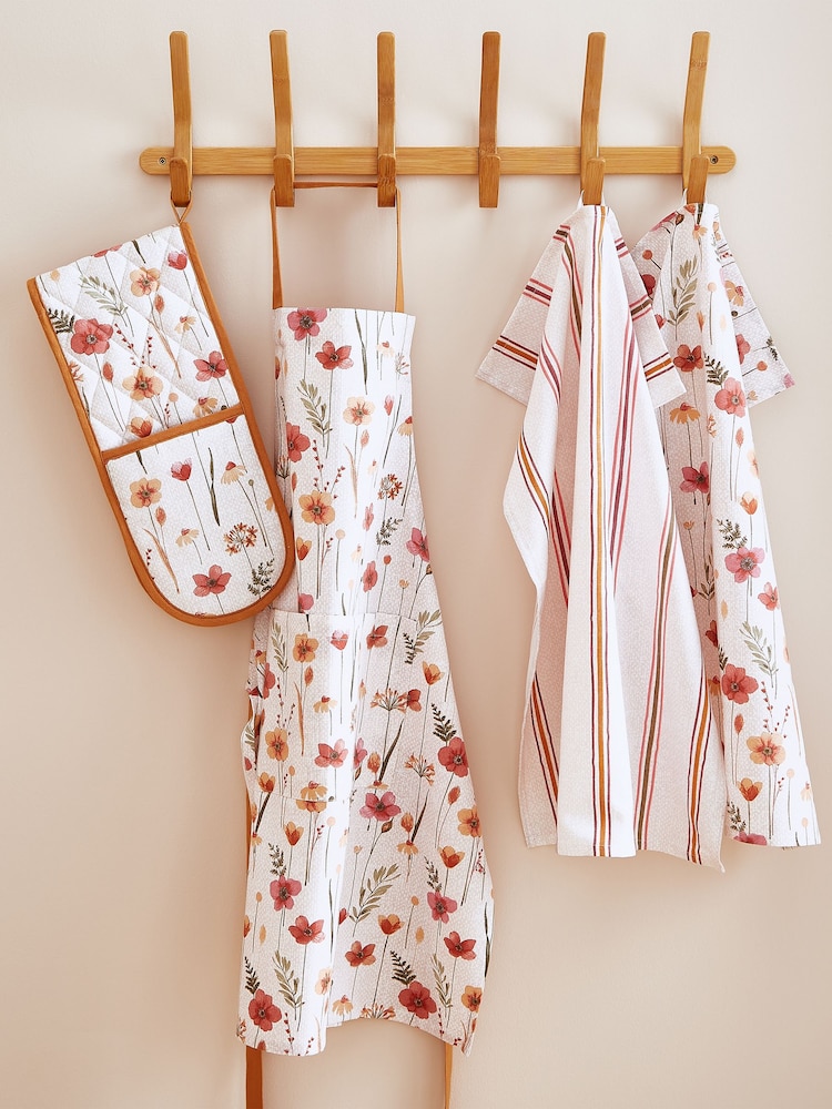 Catherine Lansfield Natural Harvest Flowers 100% Cotton Apron - Image 2 of 4